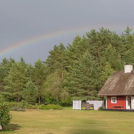 Uue-hallikivi Talu * Malvaste
