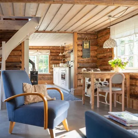 Uue-hallikivi Talu Malvaste